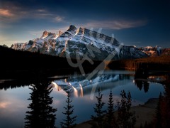 ALBERTA Lake Minniewanka